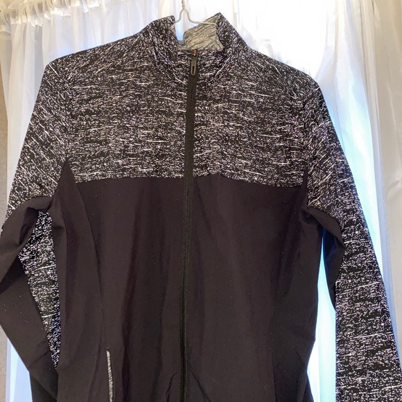 Adidas Running Jacket - Picture 1 of 6